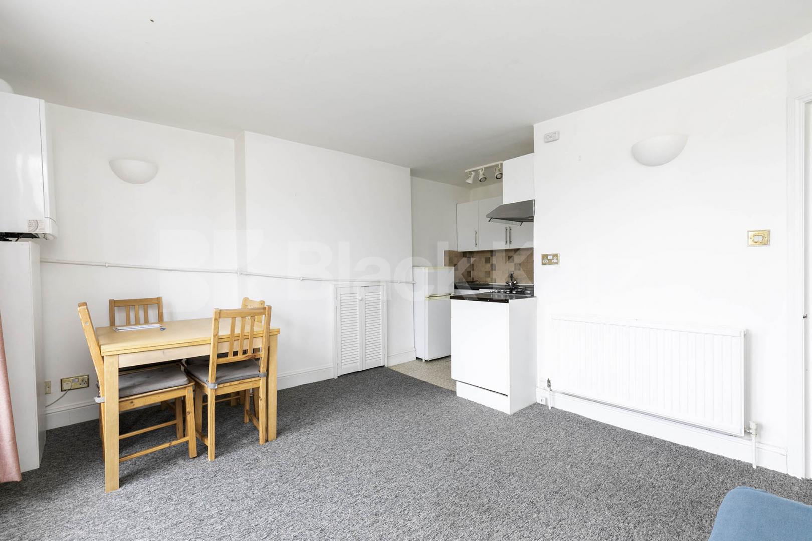 			1 Bedroom, 1 bath, 1 reception Apartment			 Garlinge Road, Kilburn